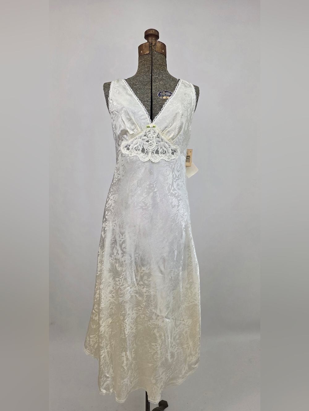 Lucie Ann II Vintage 70's Women's Ivory Pearl Bridal Paisly Rose Slip Dress M